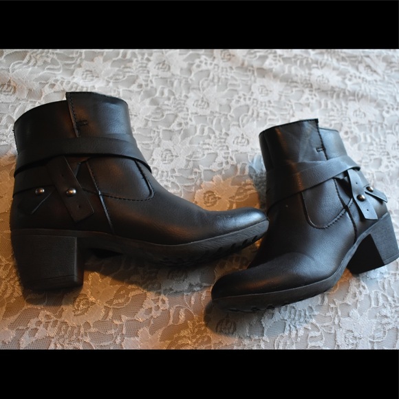 Style & Co. Charcoal Gray Booties - Picture 3 of 7